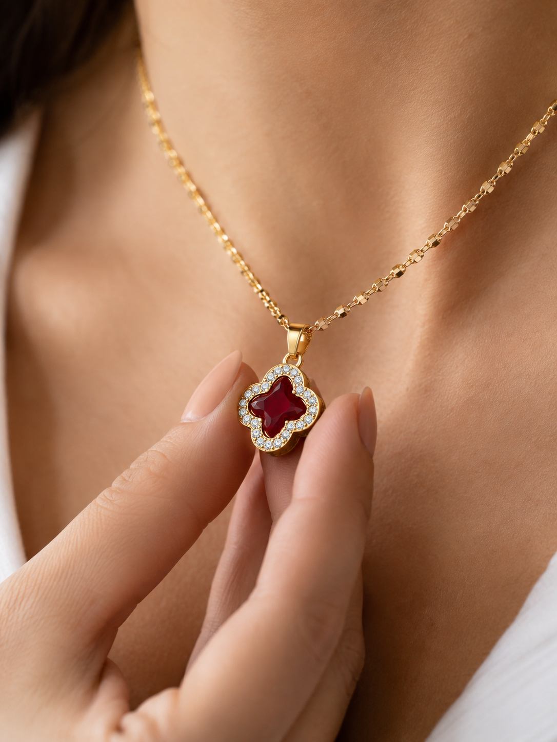 The Red Clover Necklace