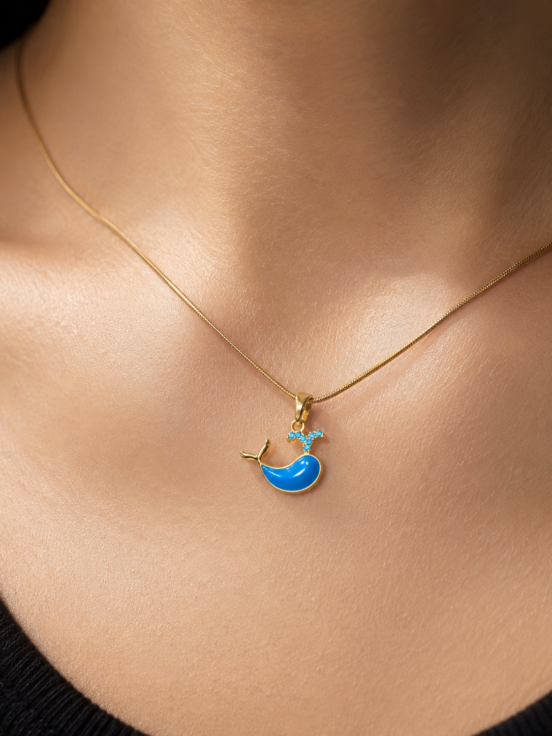 The ocean Blue whale Pendant