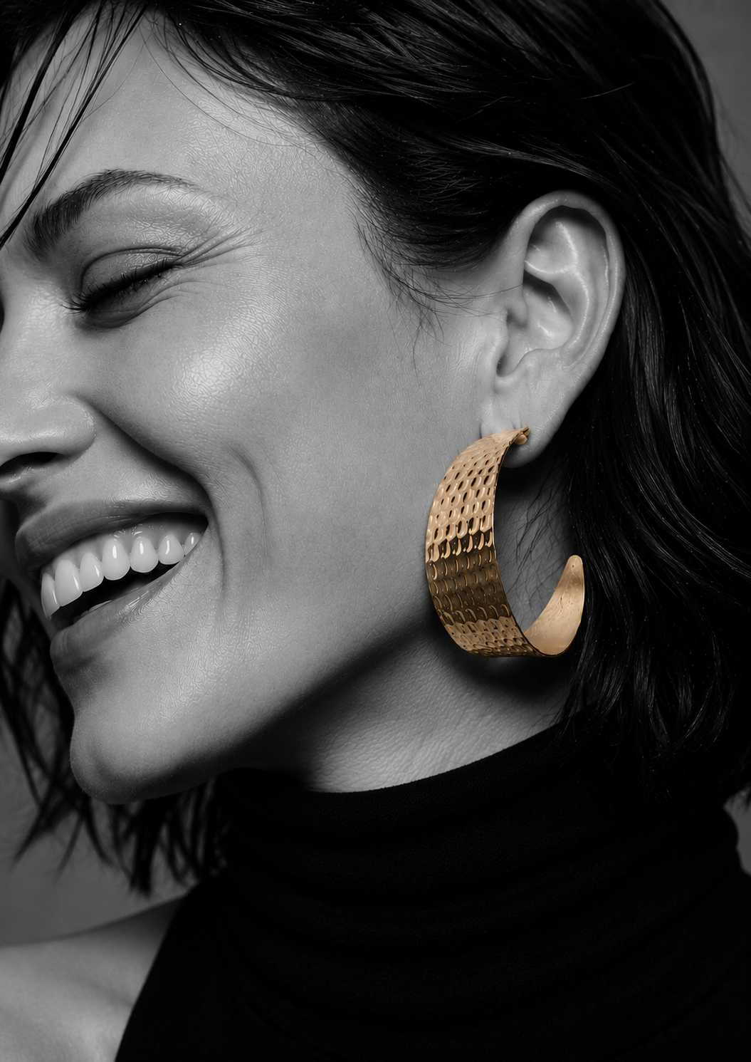 The Eclipse Textured Hoops