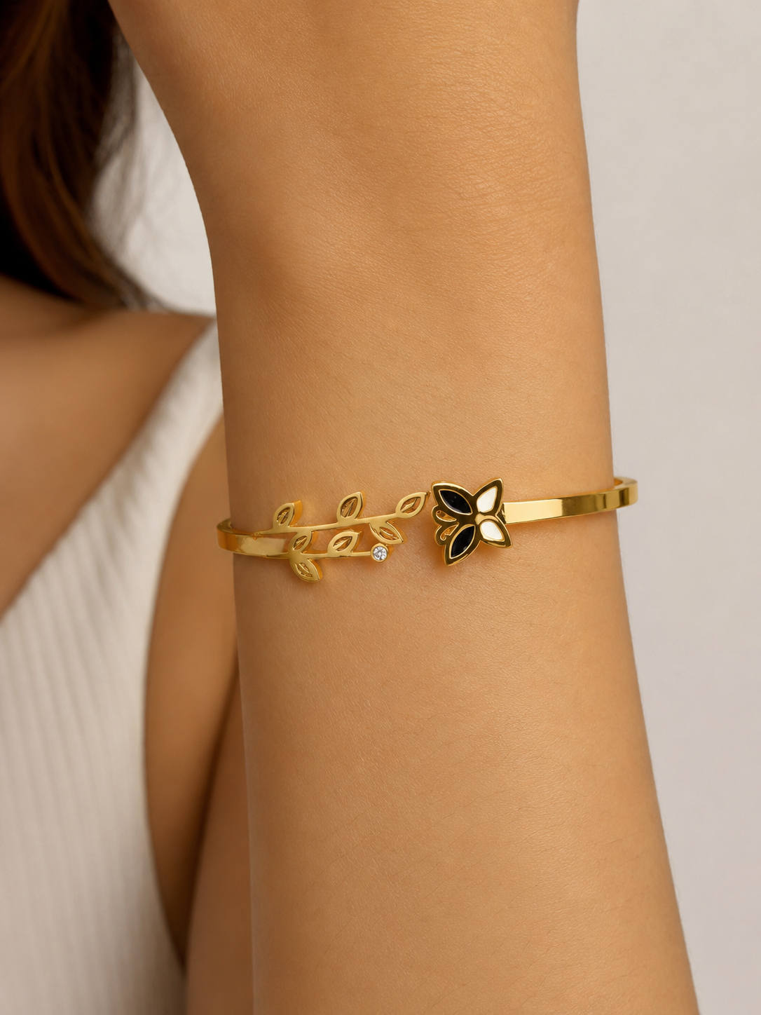 The Anti tarnish butterfly bracelets