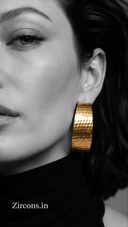 The Eclipse Textured Hoops